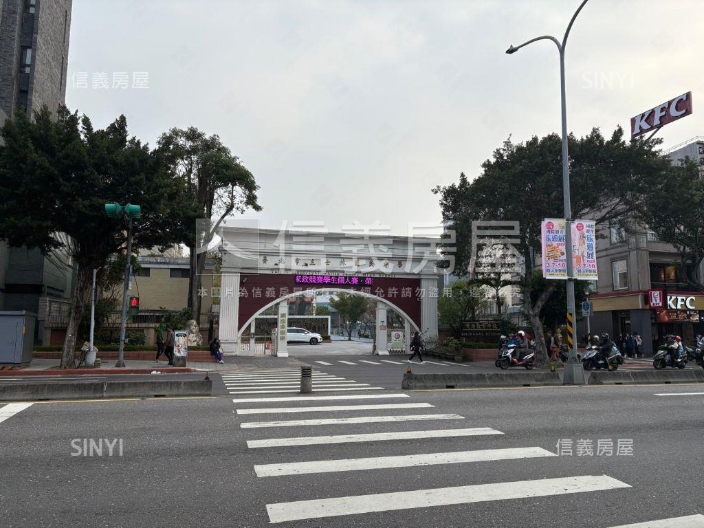 華榮市場收租金店面房屋室內格局與周邊環境