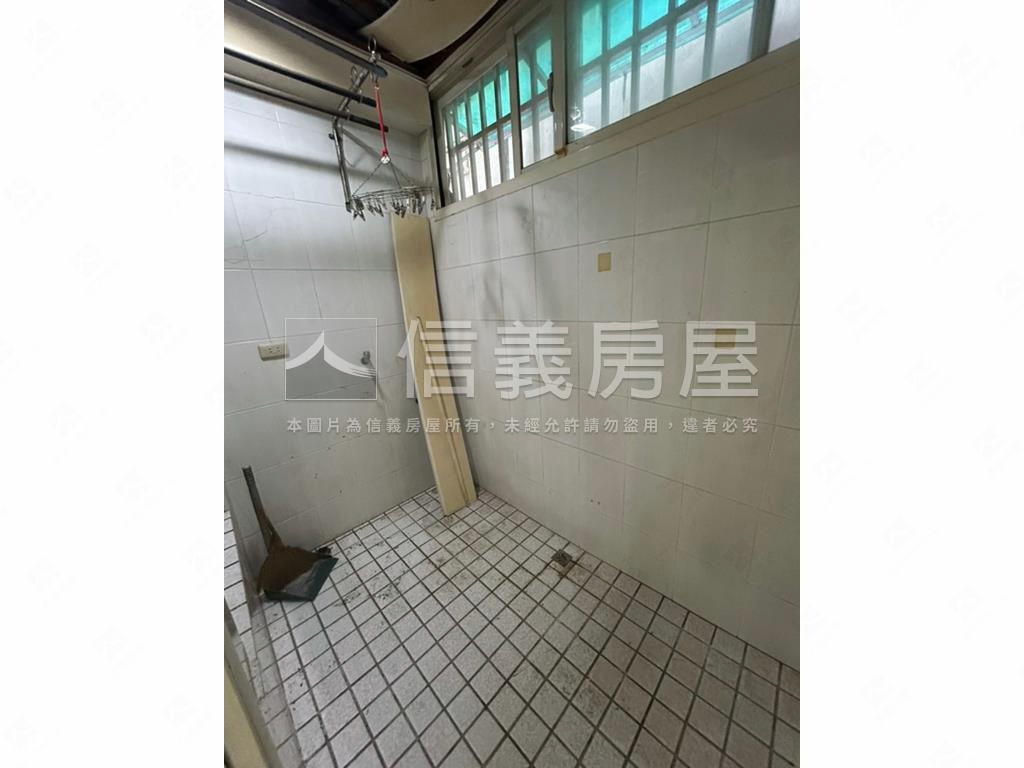 麟光捷運空間１樓住辦房屋室內格局與周邊環境