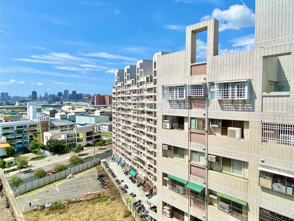 ★近中山醫大｜美三房房屋室內格局與周邊環境