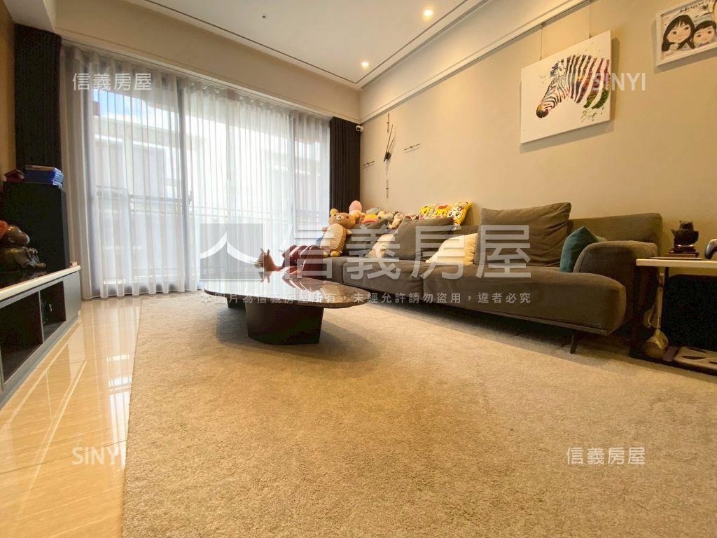 鉅虹曙光高樓層大三房平車房屋室內格局與周邊環境