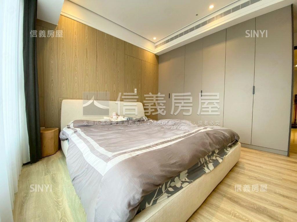 鉅虹曙光高樓層大三房平車房屋室內格局與周邊環境