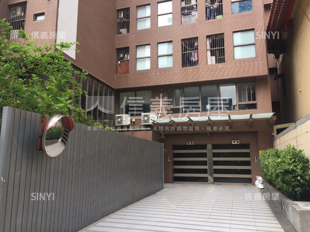 草悟道精緻美屋平面車位房屋室內格局與周邊環境