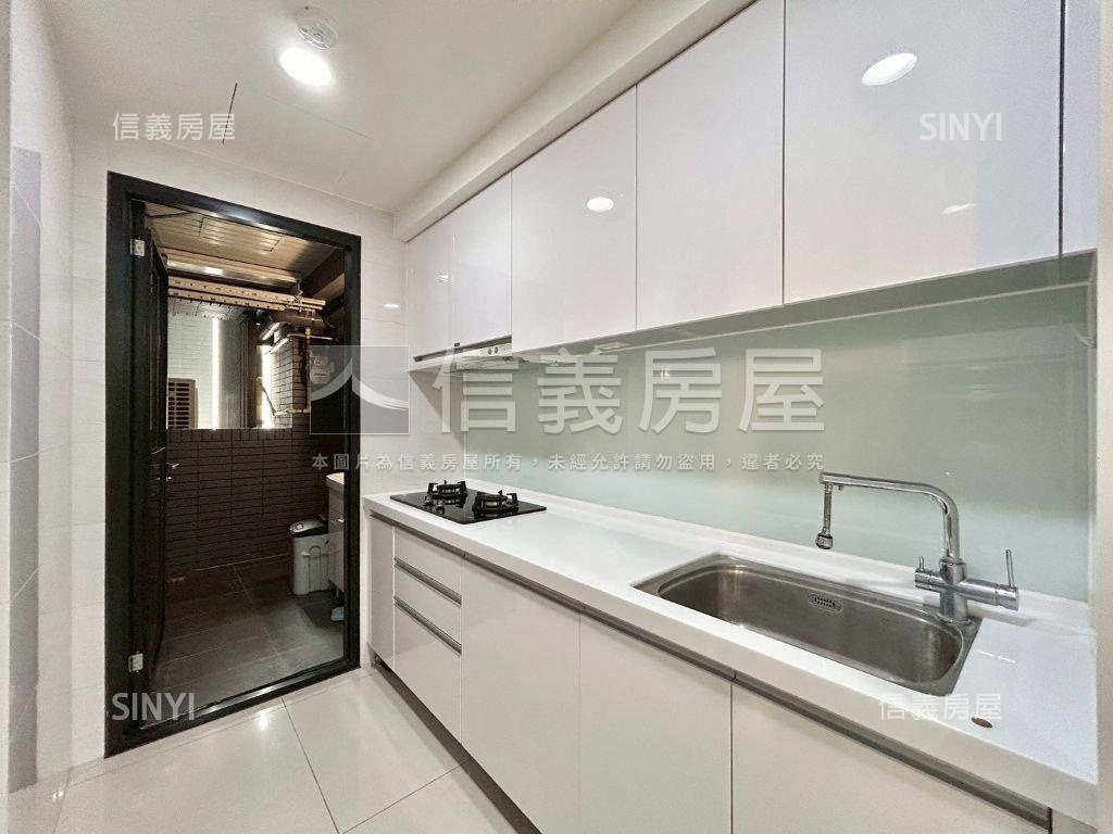 富宇｜雙學苑裝潢美屋房屋室內格局與周邊環境