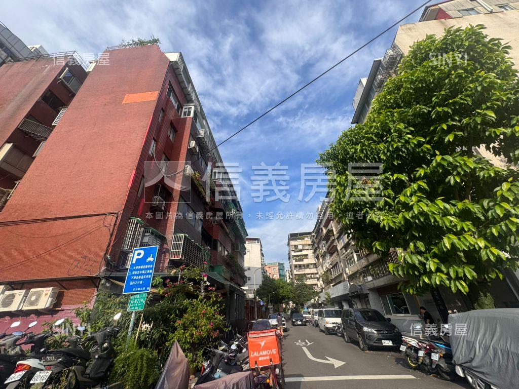 松山電梯４房☆大空間首選房屋室內格局與周邊環境