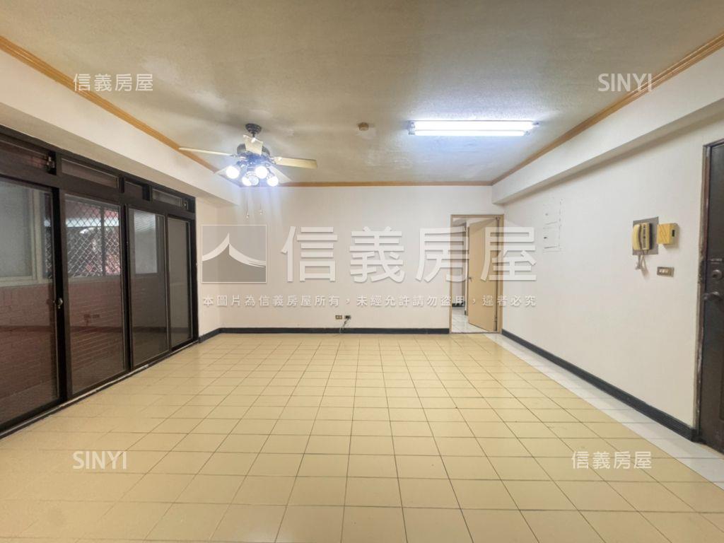 松山電梯４房☆大空間首選房屋室內格局與周邊環境