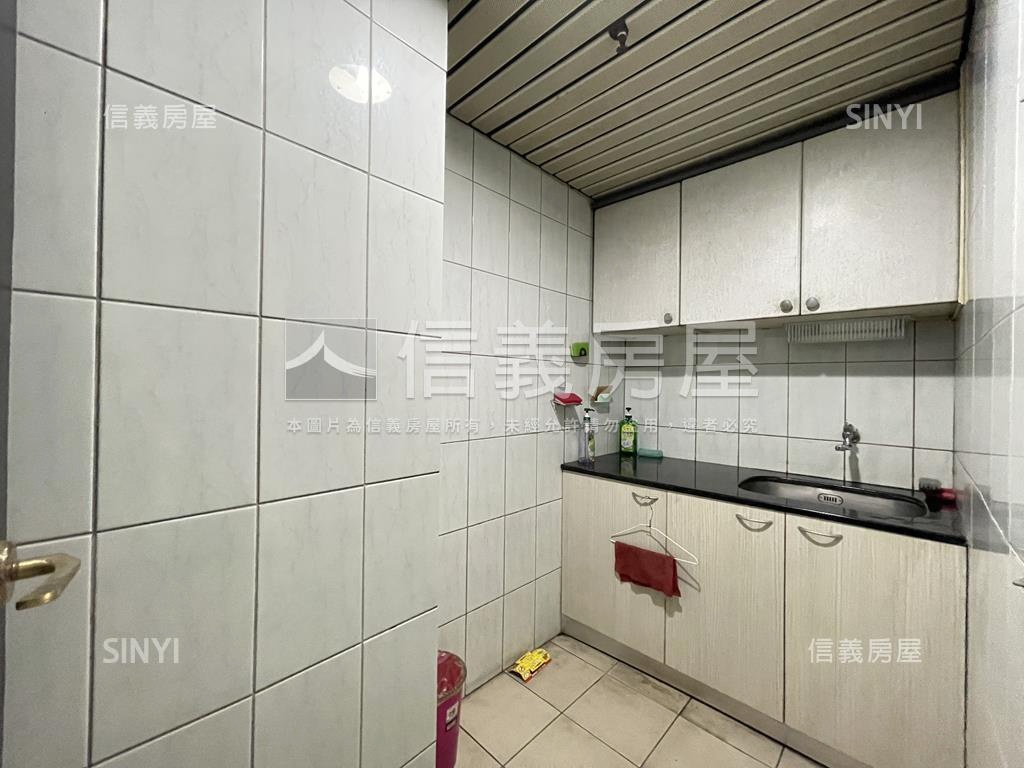 國際金融廣場商辦房屋室內格局與周邊環境