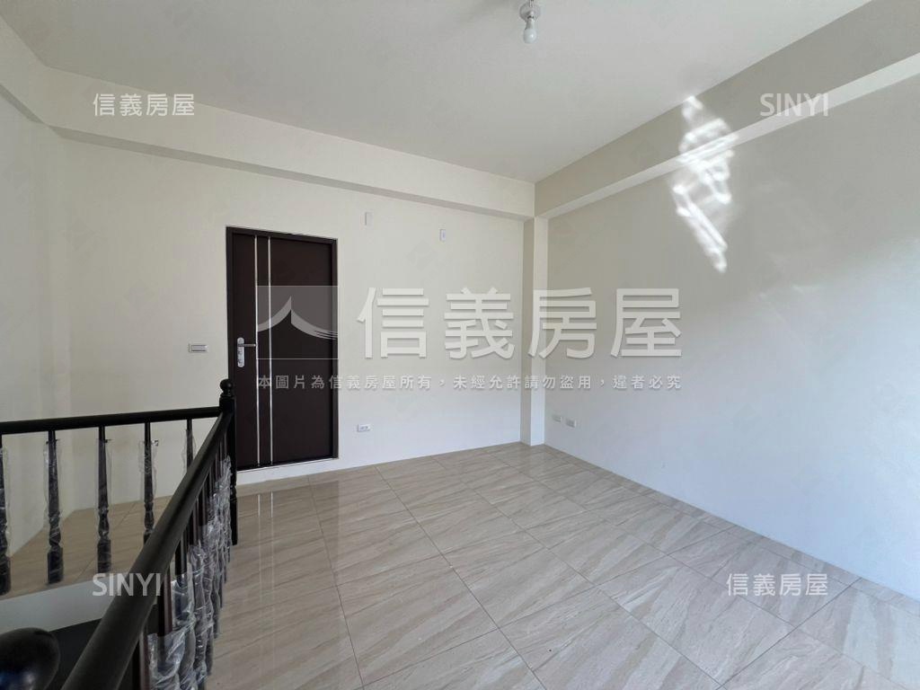 大里臨路全新４套房店墅房屋室內格局與周邊環境