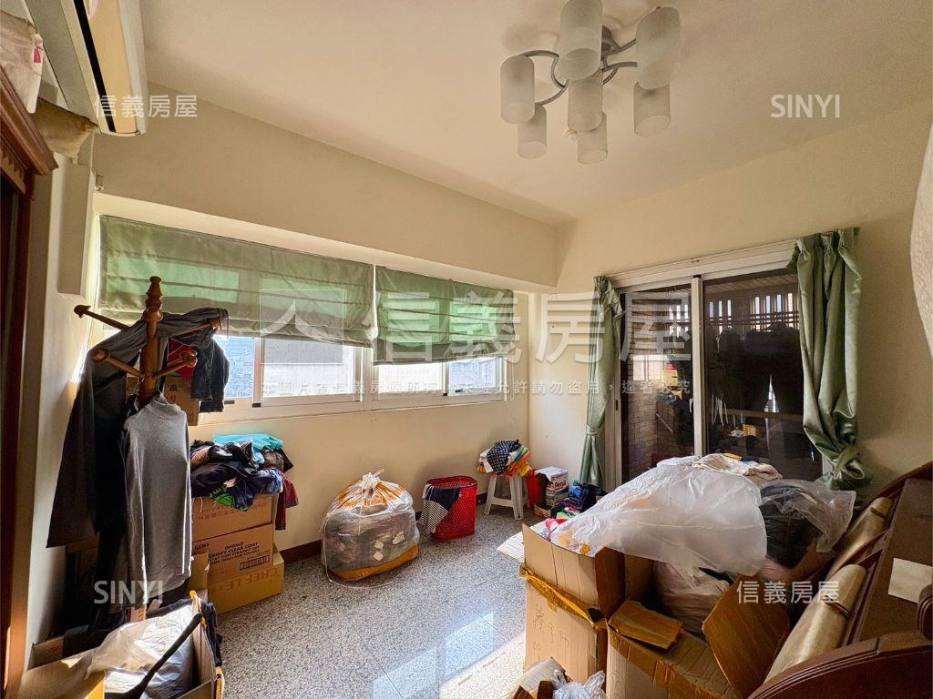 皇家之星ｘ四房雙平車房屋室內格局與周邊環境