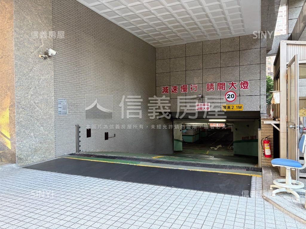 皇家之星ｘ四房雙平車房屋室內格局與周邊環境