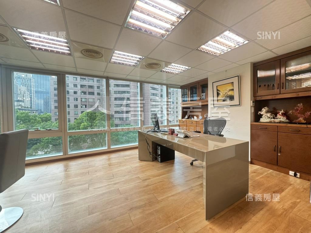 僑泰財經純辦景觀房屋室內格局與周邊環境