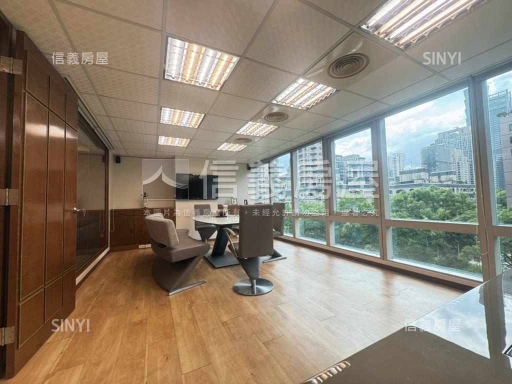 僑泰財經純辦景觀房屋室內格局與周邊環境