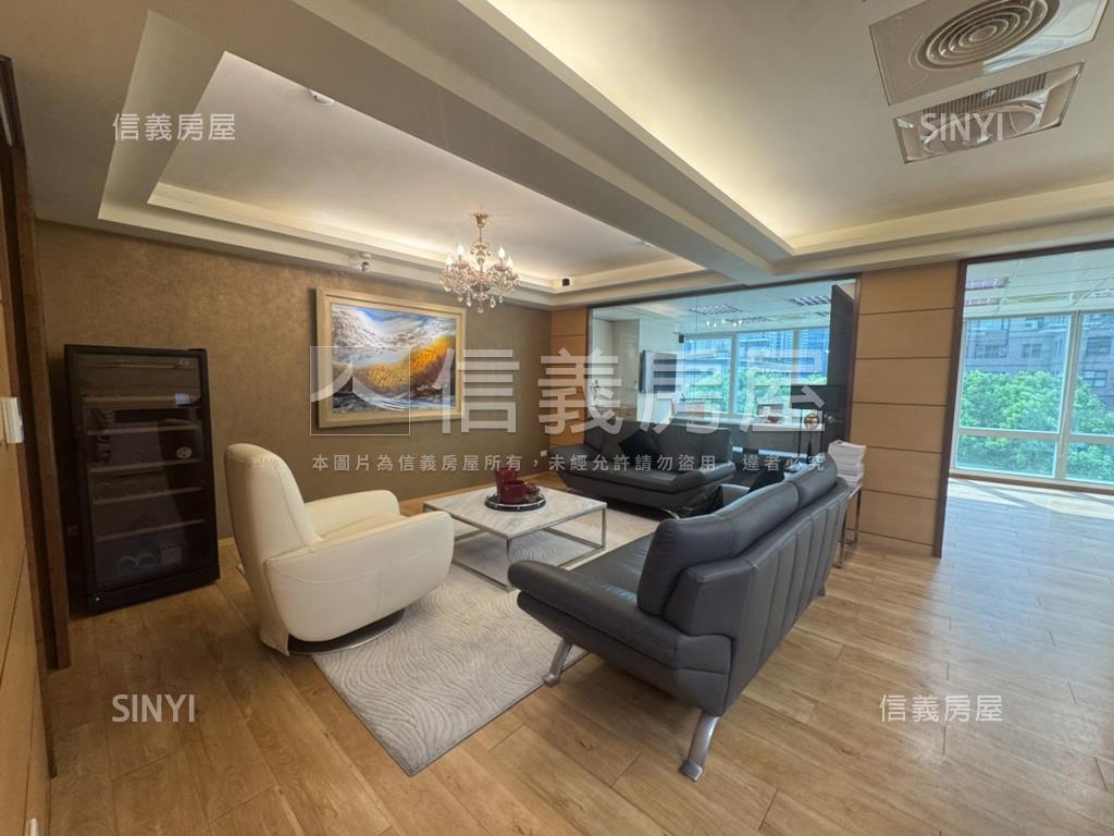 僑泰財經純辦景觀房屋室內格局與周邊環境