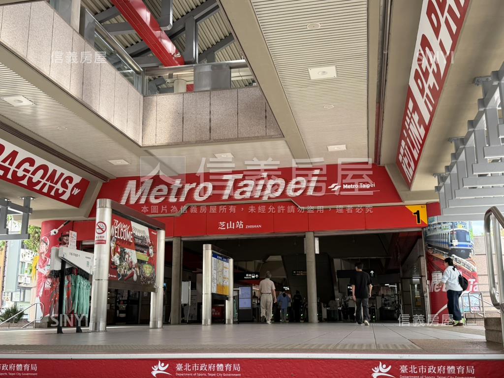 芝山捷運便利商店金店房屋室內格局與周邊環境