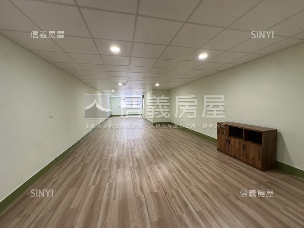 魔術空間公寓２樓房屋室內格局與周邊環境