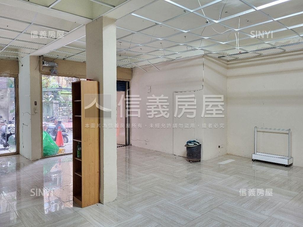 近三民高中住辦一樓房屋室內格局與周邊環境