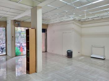 近三民高中住辦一樓