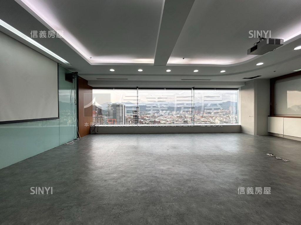 時代金融氣派純辦正面花園房屋室內格局與周邊環境