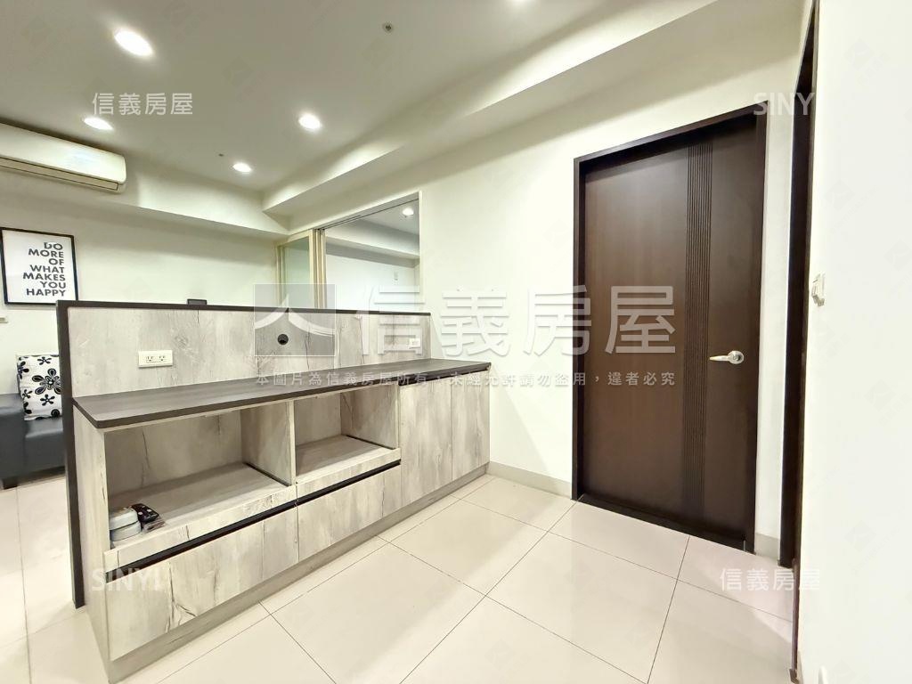 高鐵簡約風美兩房房屋室內格局與周邊環境