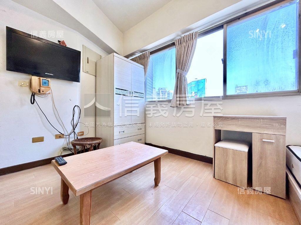 北屯金鑽優質套房房屋室內格局與周邊環境