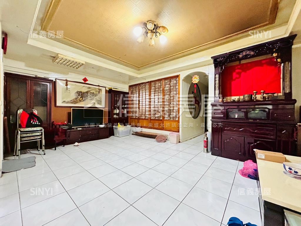 永平公寓。二樓房屋室內格局與周邊環境