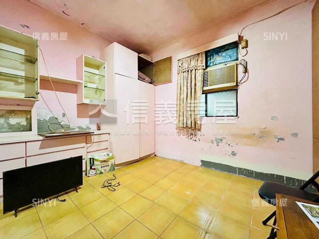 永平公寓。二樓房屋室內格局與周邊環境