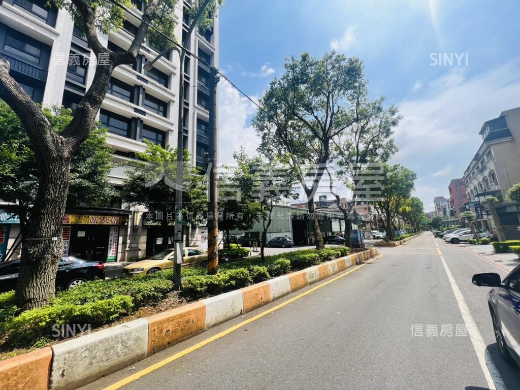 文化東路大面寬店房屋室內格局與周邊環境