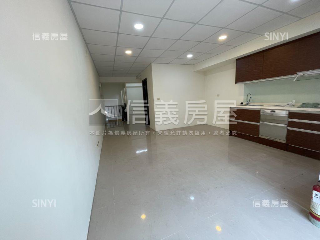 總太居易黃金店面房屋室內格局與周邊環境