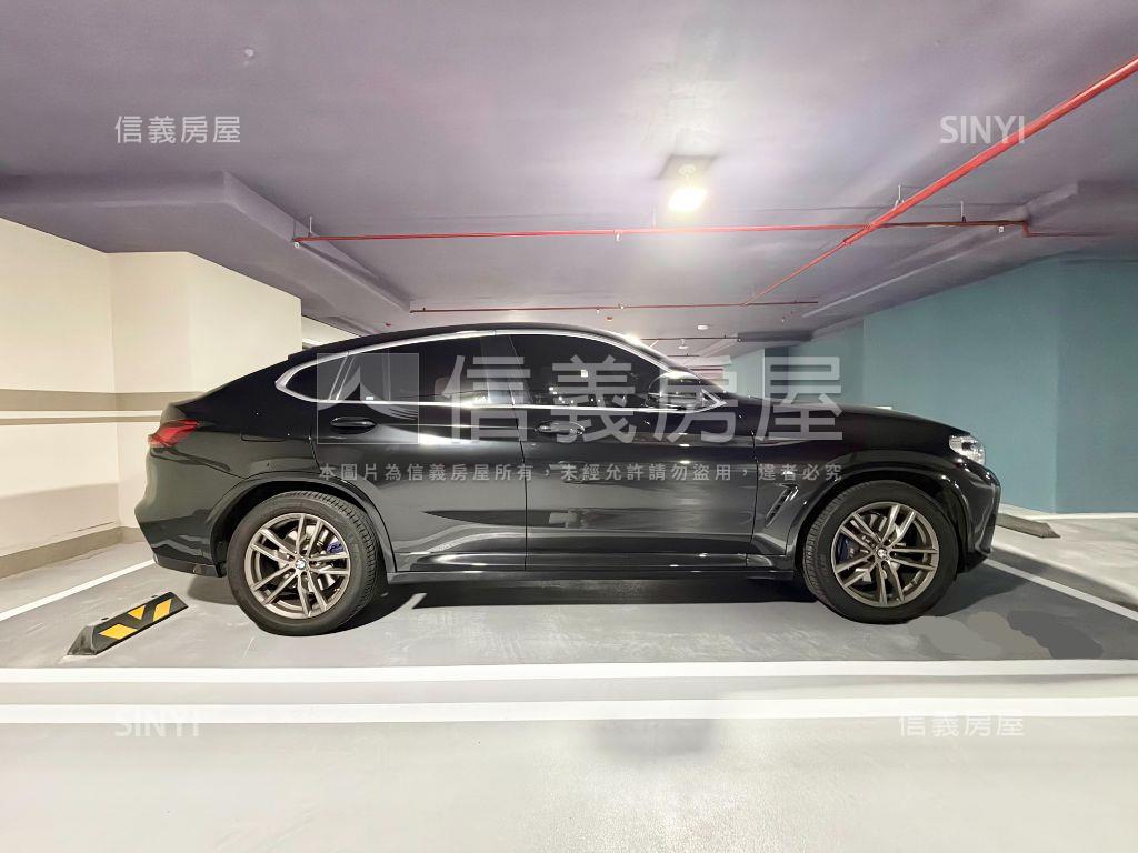市政愛悅稀有高樓２房平車房屋室內格局與周邊環境