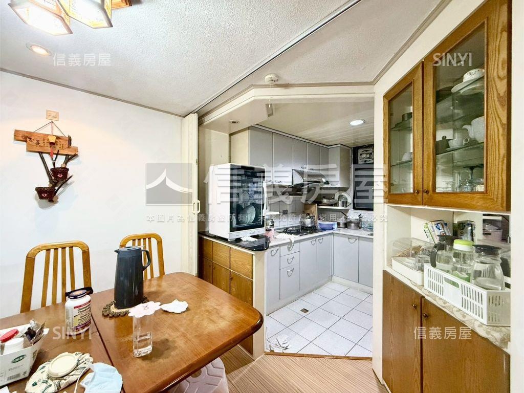 安民街閣樓美寓房屋室內格局與周邊環境