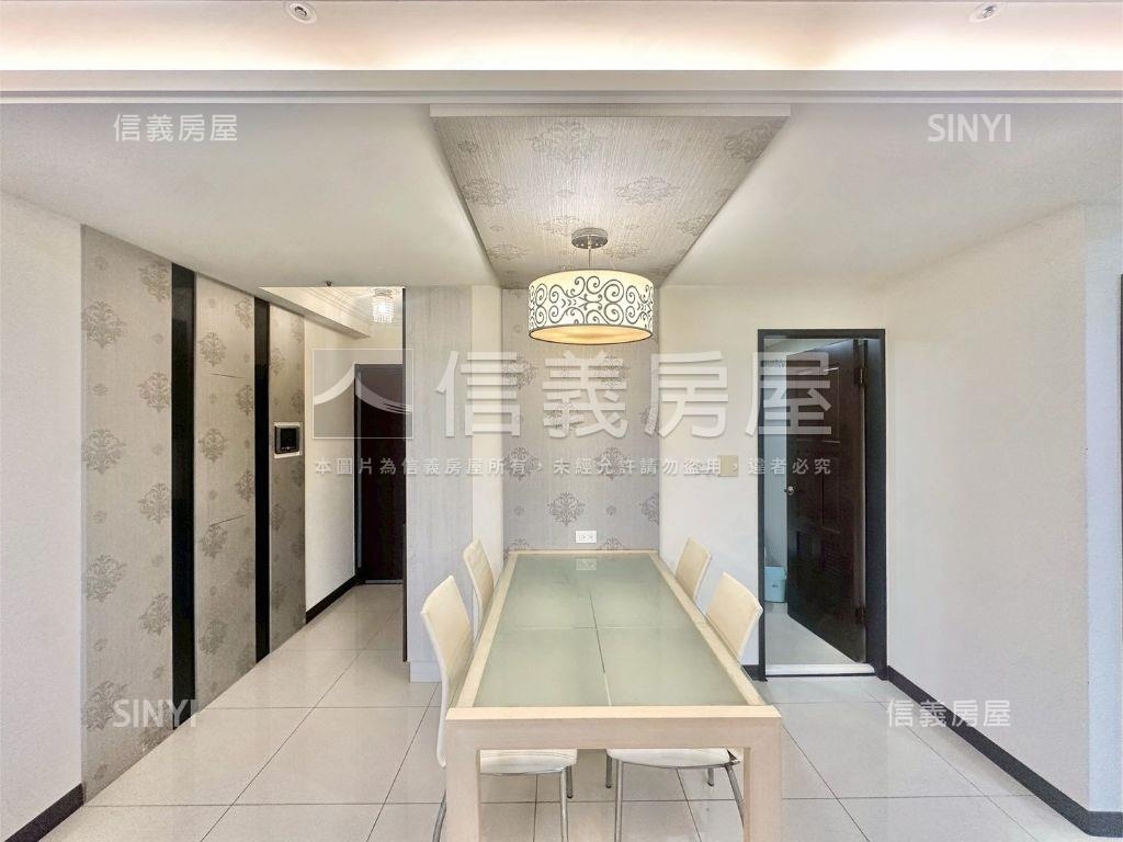 新接近捷運京河兩房車位房屋室內格局與周邊環境