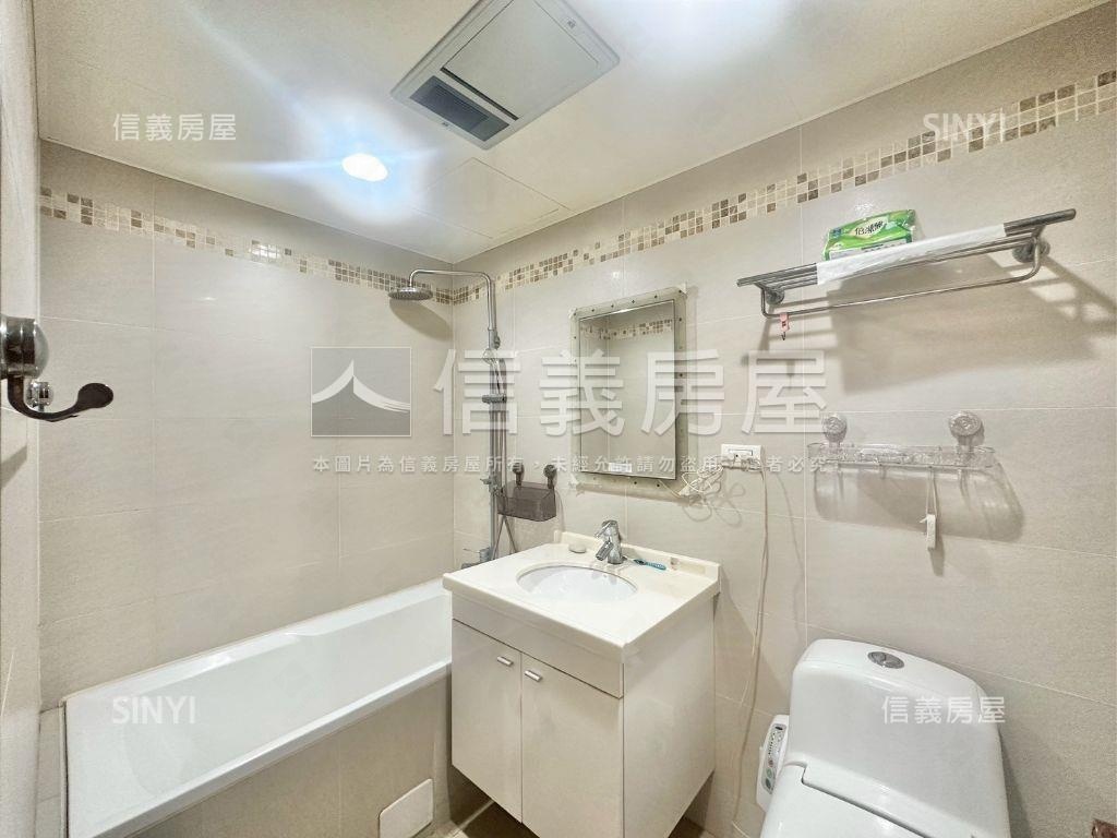 新接近捷運京河兩房車位房屋室內格局與周邊環境