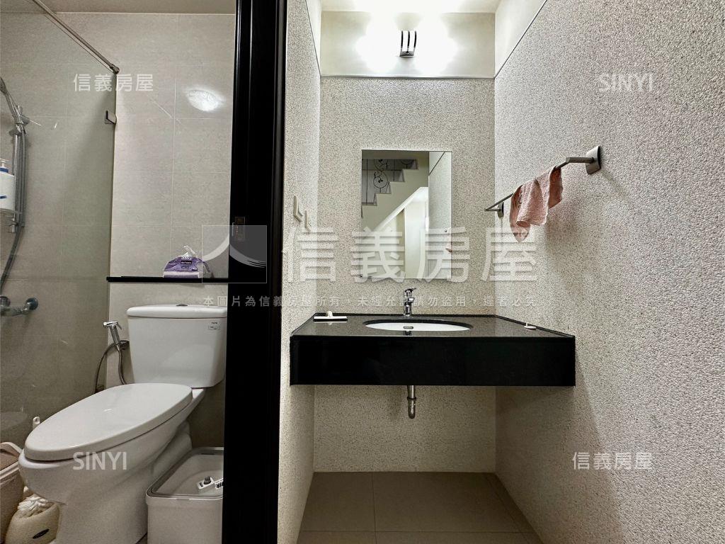 鳳翔三發智富首排別墅房屋室內格局與周邊環境