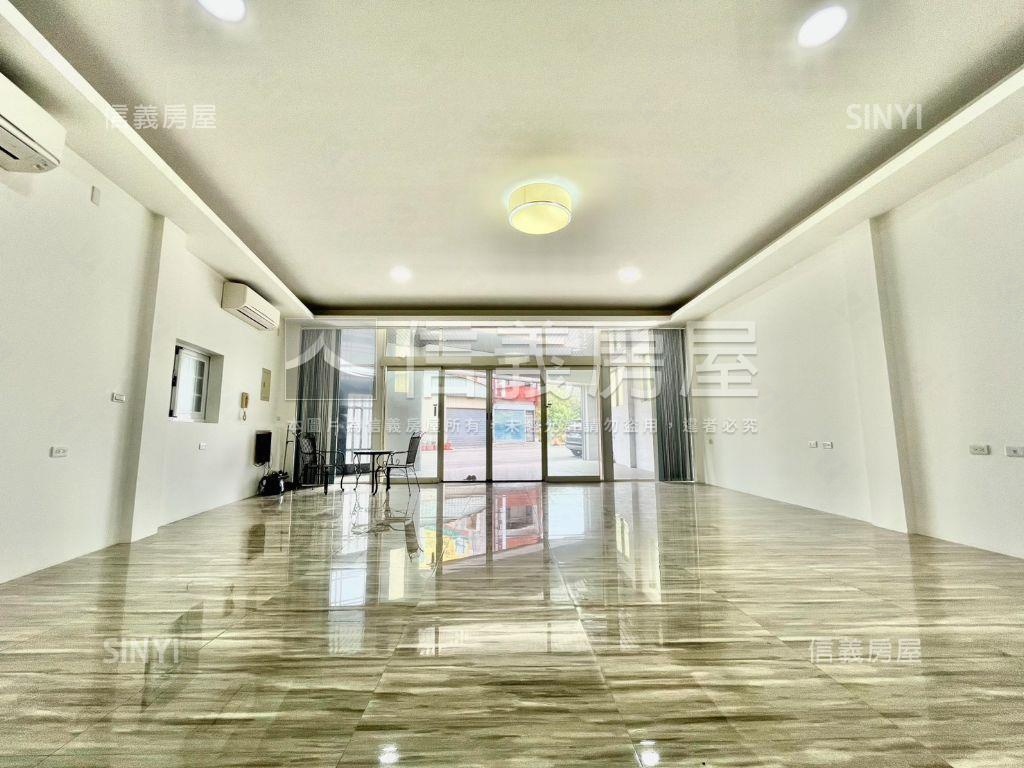 雙面臨路｜大坪面寬車墅房屋室內格局與周邊環境