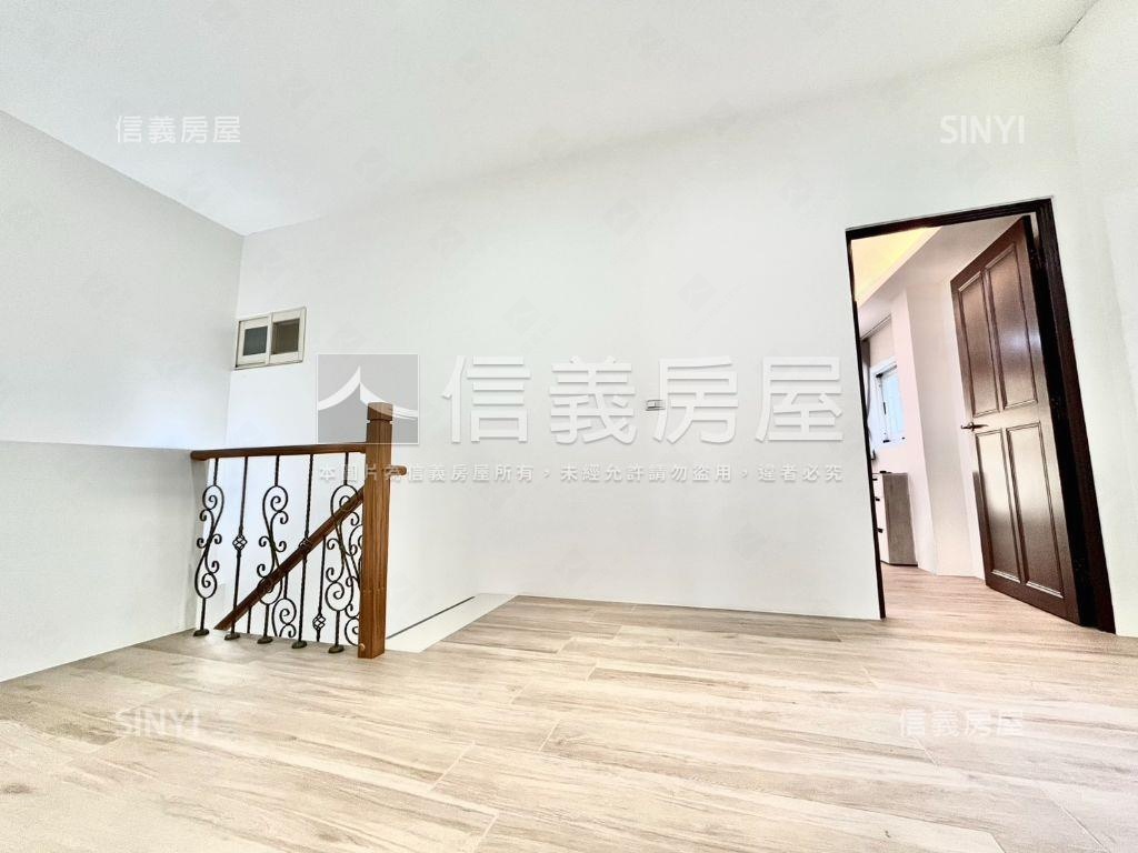 雙面臨路｜大坪面寬車墅房屋室內格局與周邊環境