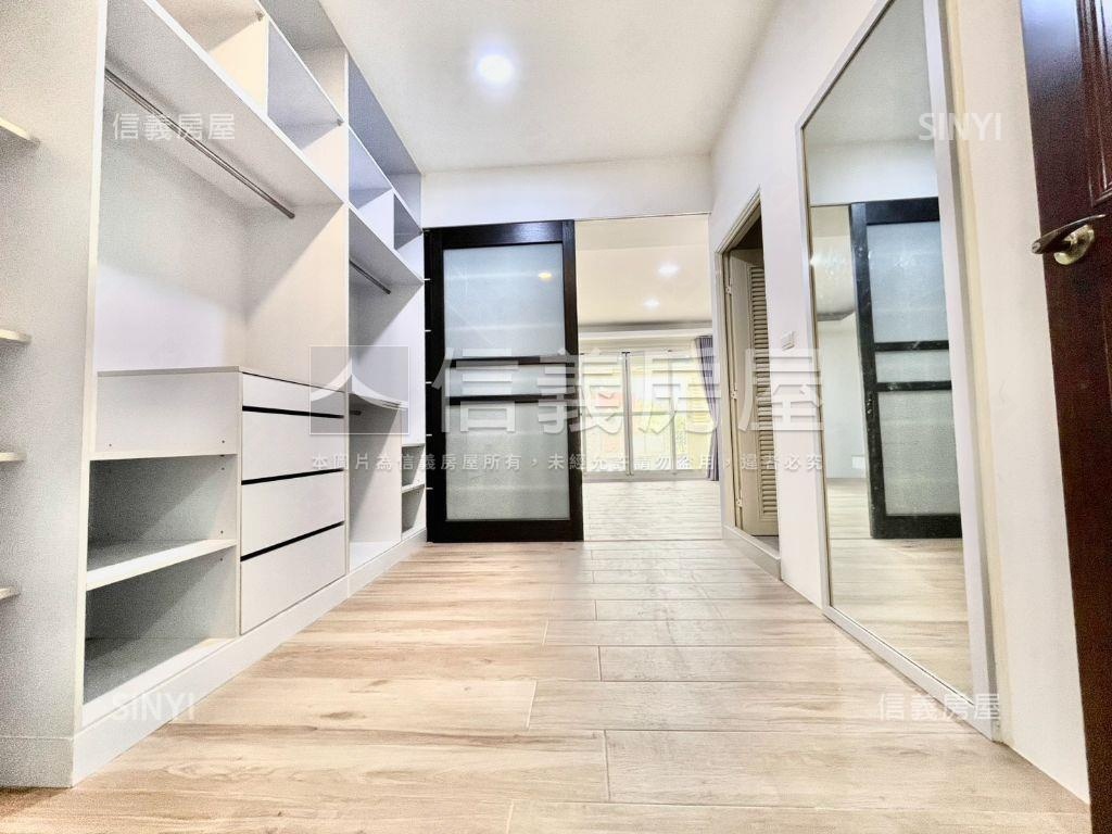 雙面臨路｜大坪面寬車墅房屋室內格局與周邊環境