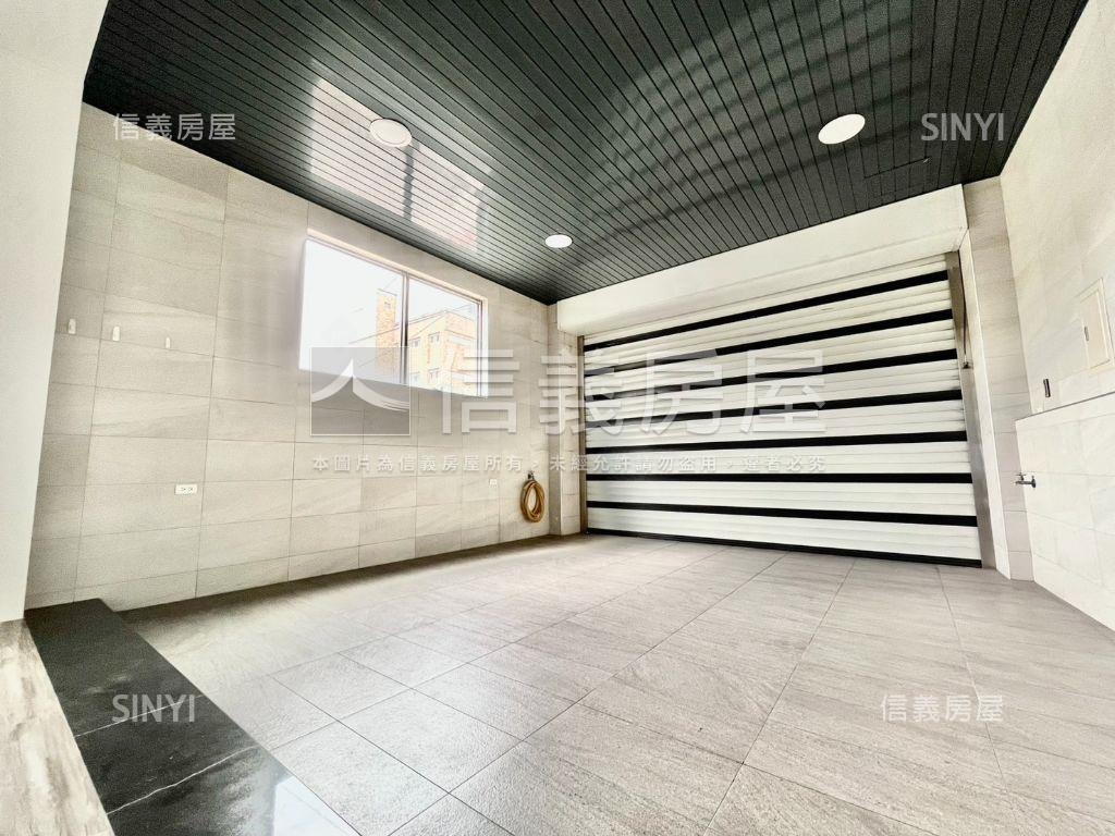 雙面臨路｜大坪面寬車墅房屋室內格局與周邊環境