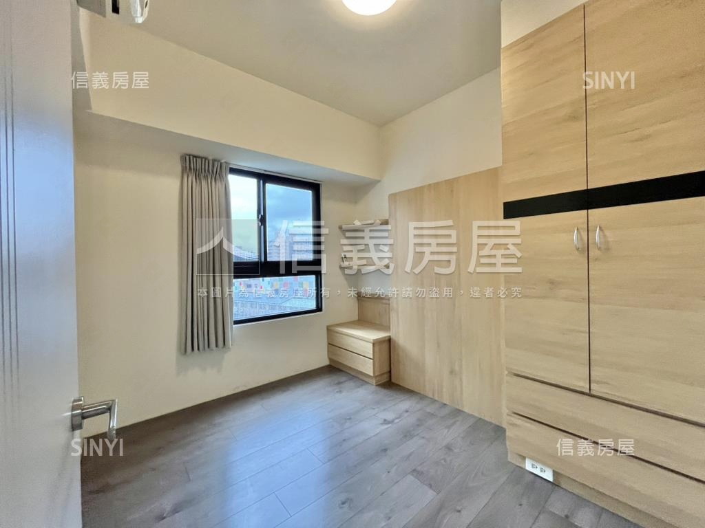 新！總太拾光３房平車房屋室內格局與周邊環境