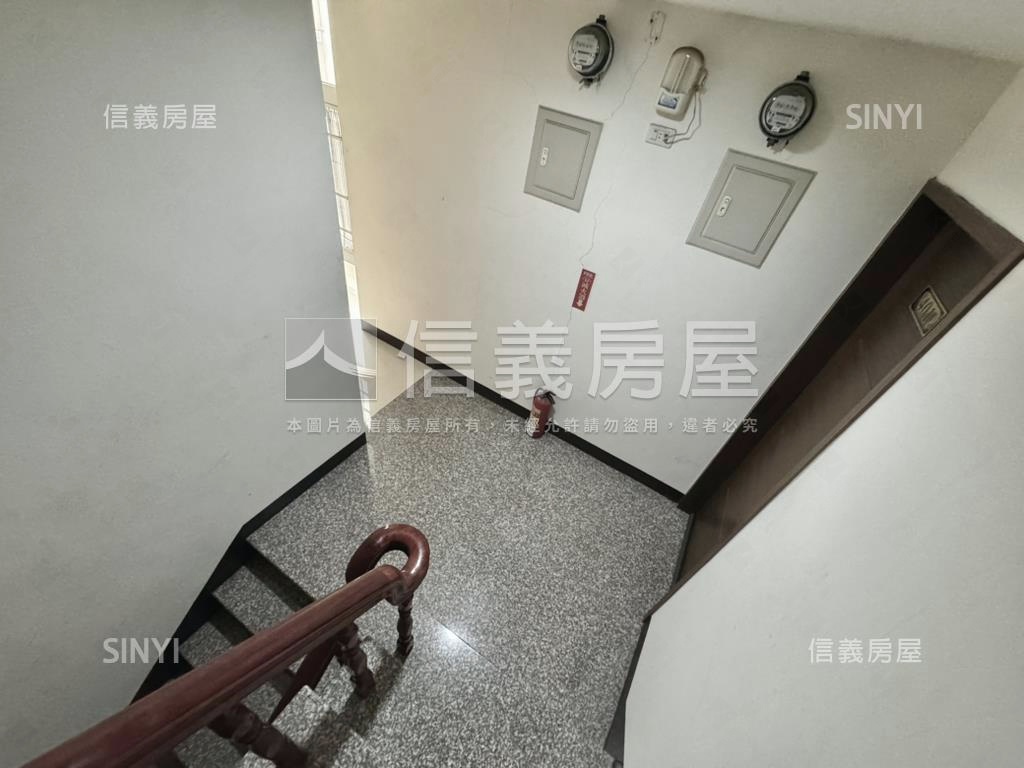 近高師大．收租學舍房屋室內格局與周邊環境