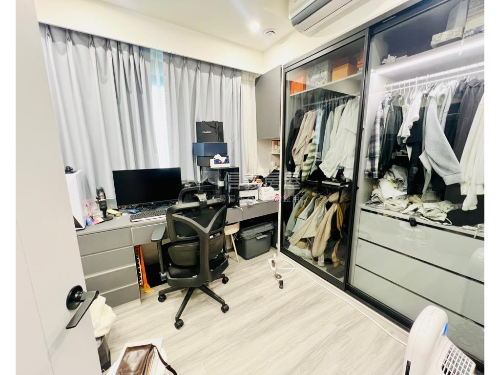 霞波匯美景輕奢風超大車位房屋室內格局與周邊環境
