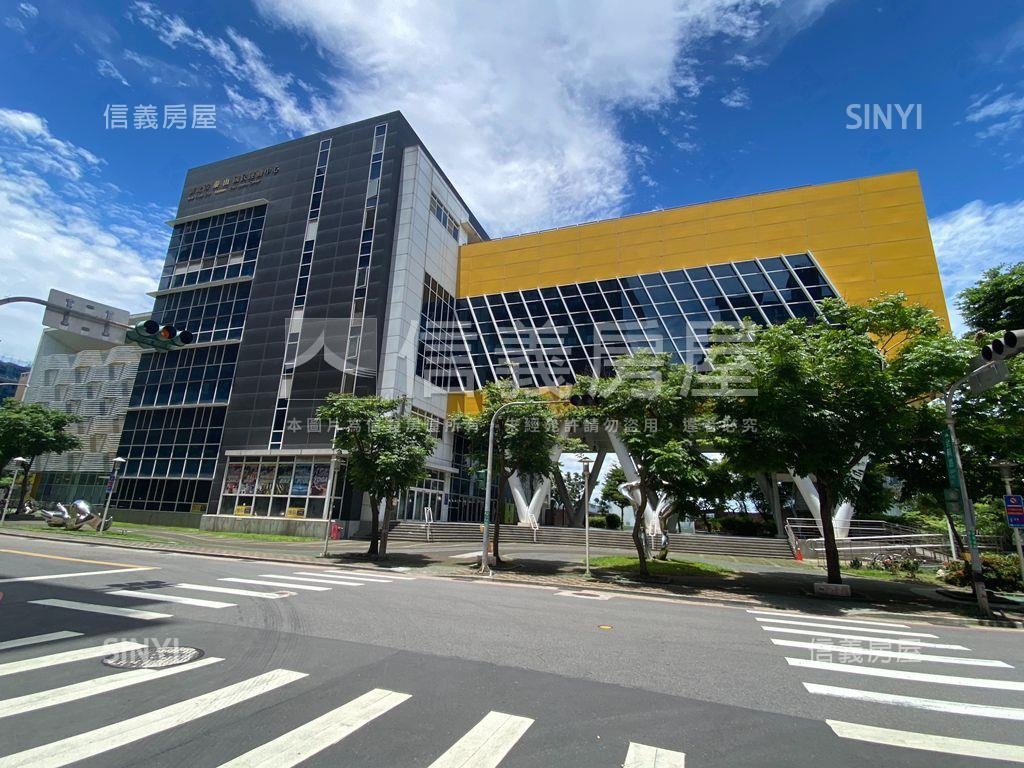知青稀有三房平面車位房屋室內格局與周邊環境