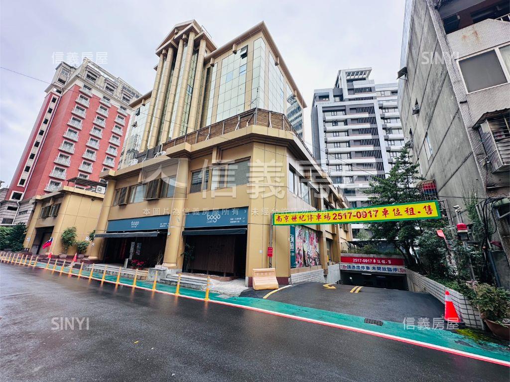 松江南京★坡道平面車位房屋室內格局與周邊環境