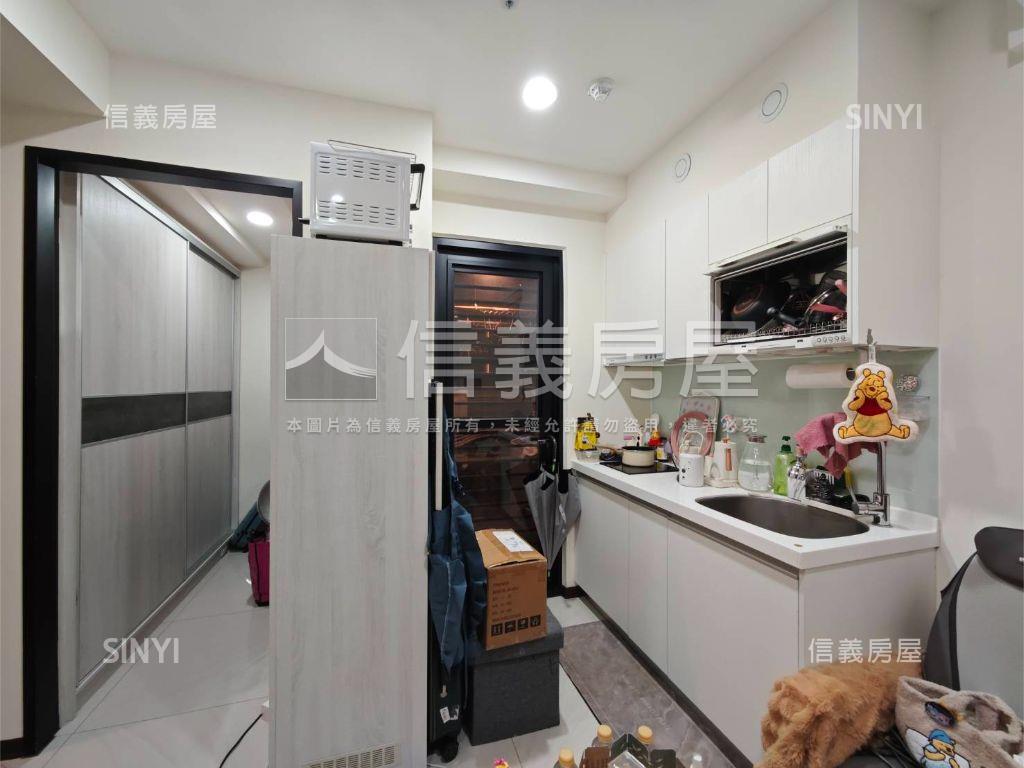 聯上涵翠高樓兩房車位房屋室內格局與周邊環境