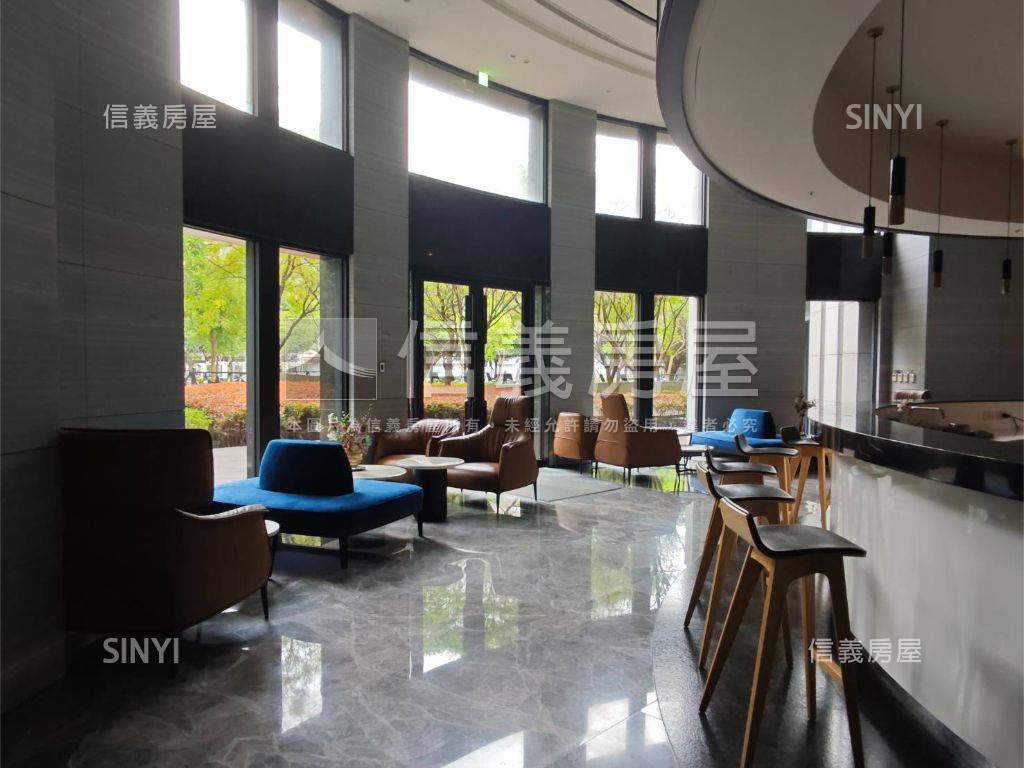 聯上涵翠高樓兩房車位房屋室內格局與周邊環境