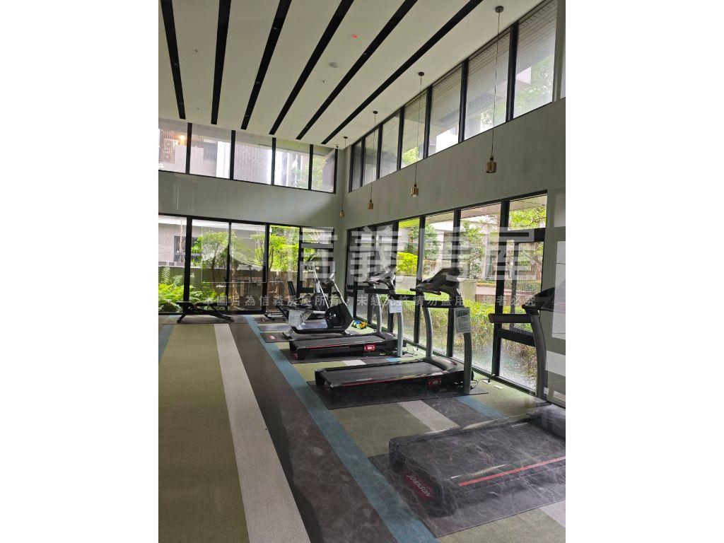 聯上涵翠高樓兩房車位房屋室內格局與周邊環境