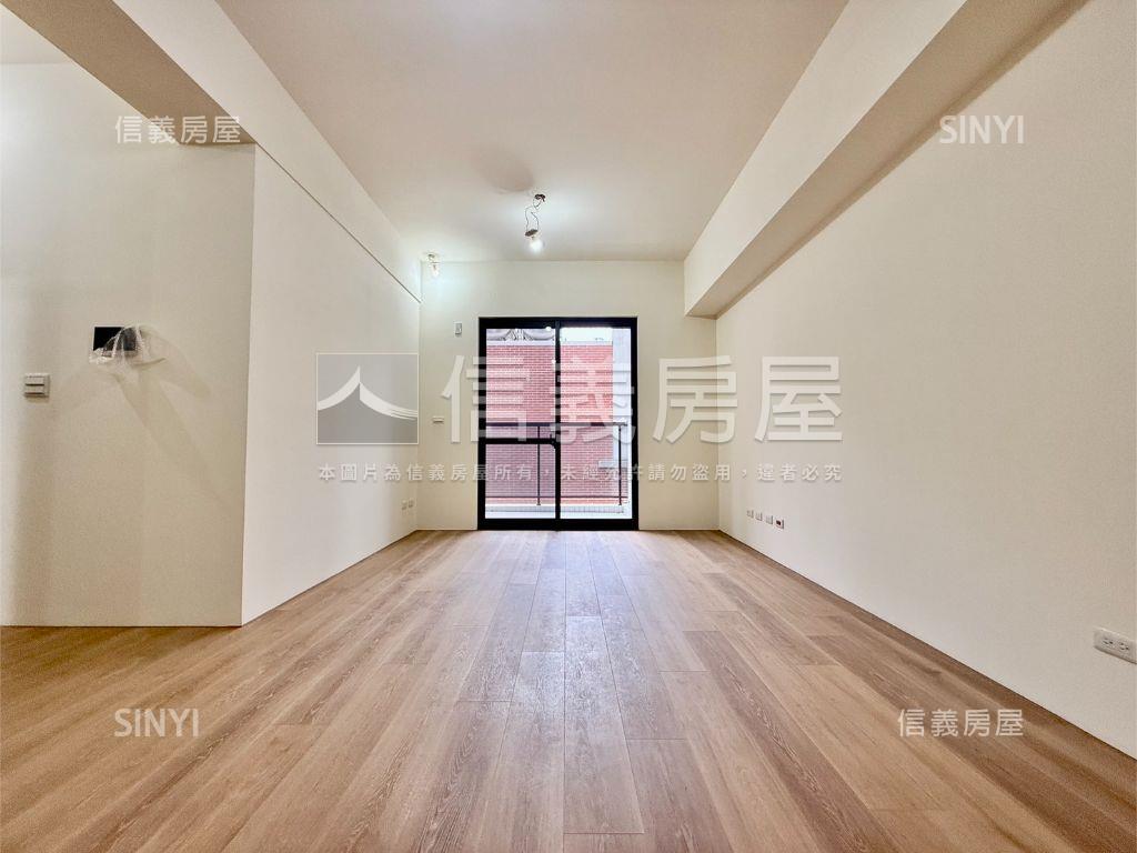 全新三房平車質感讚房屋室內格局與周邊環境