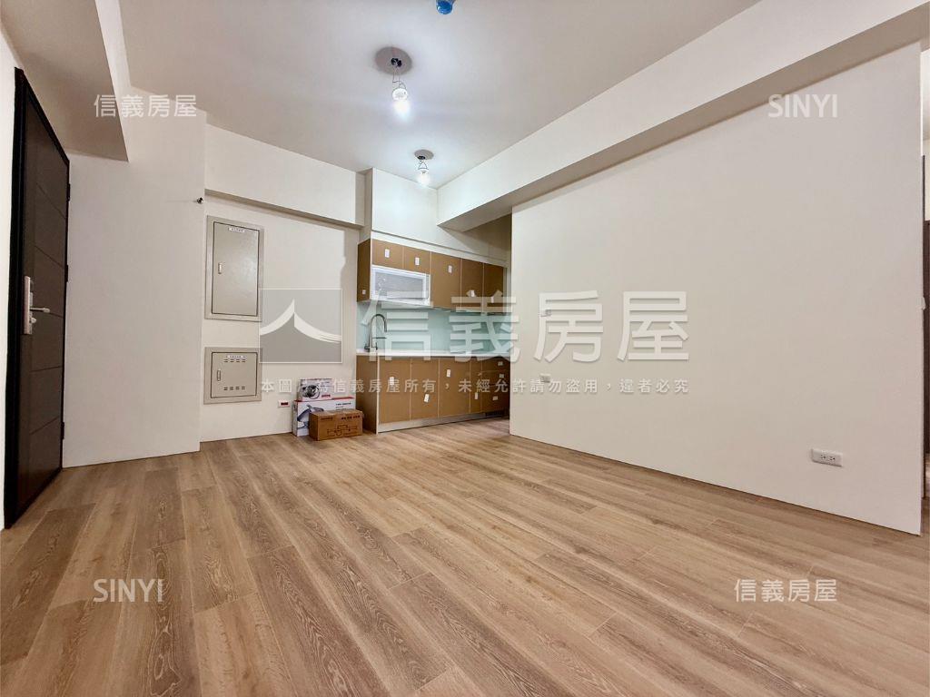 全新三房平車質感讚房屋室內格局與周邊環境