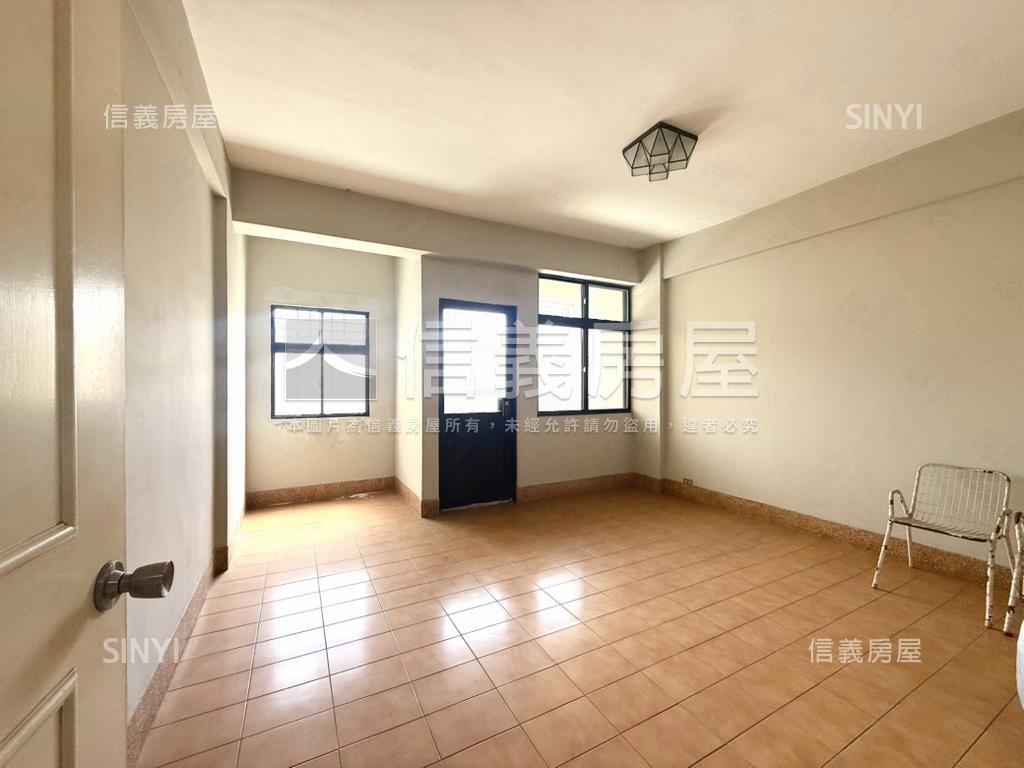 正大墩路透店稀有釋出房屋室內格局與周邊環境