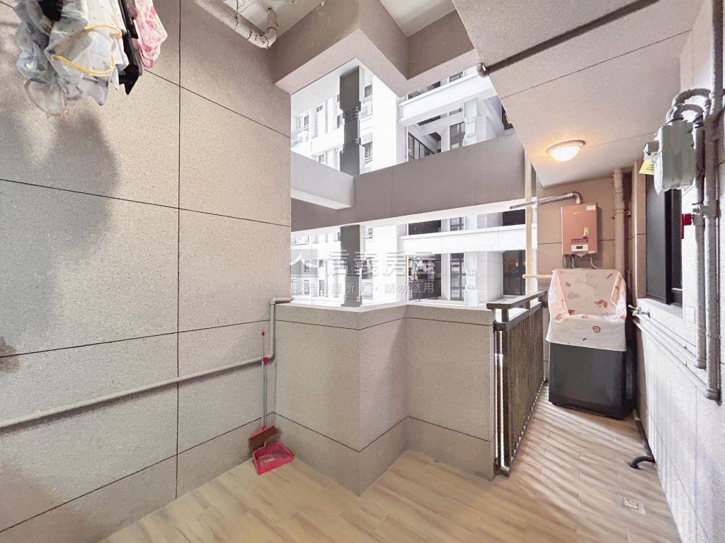 至善元精美裝潢美屋附車位房屋室內格局與周邊環境