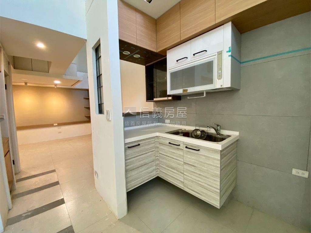 央北稀有陽光庭院戶房屋室內格局與周邊環境