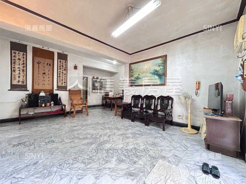 萬隆捷運邊間三房成家美寓房屋室內格局與周邊環境